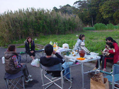 昼間から呑ってます(^o^)／